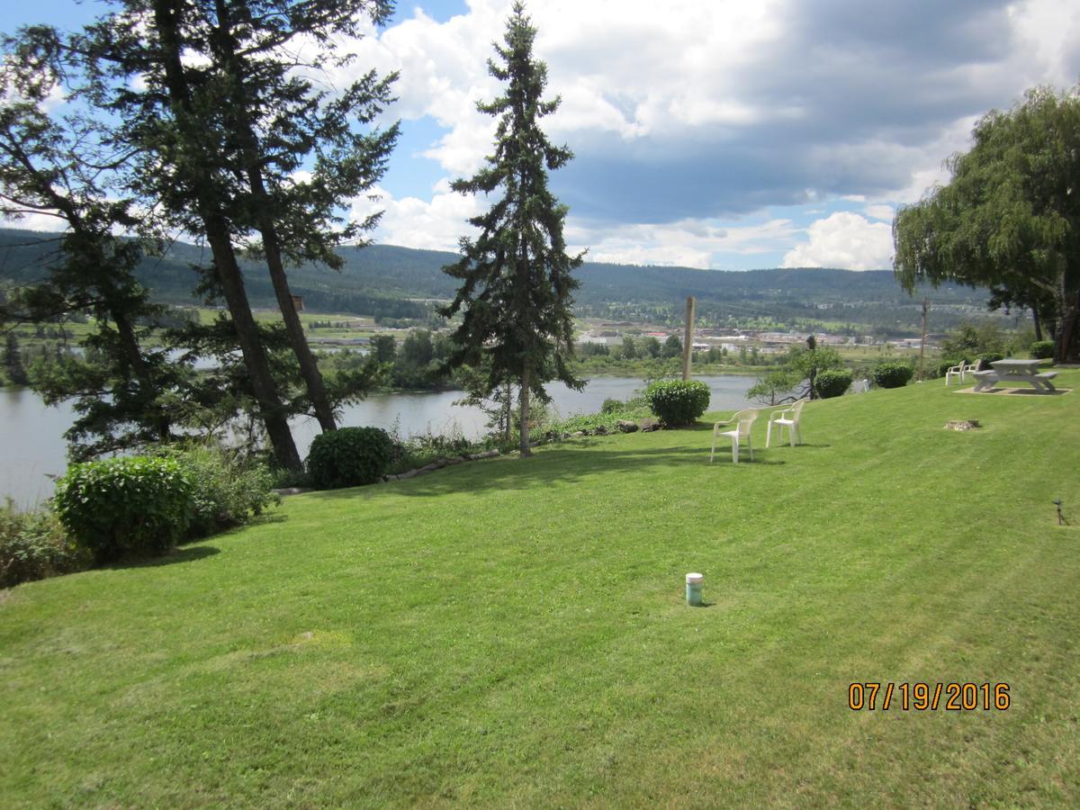 Valleyview Motel Williams Lake Exterior photo